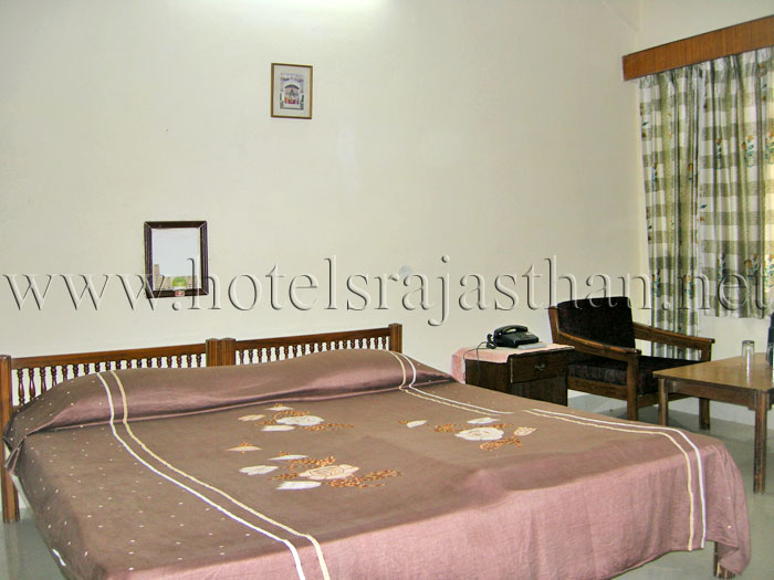 Rtdc Hotel Saras Bharatpur India Bharatpur Hotels