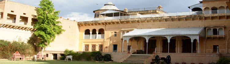 Hotel Dundlod Fort Dundlod Shekhavati India