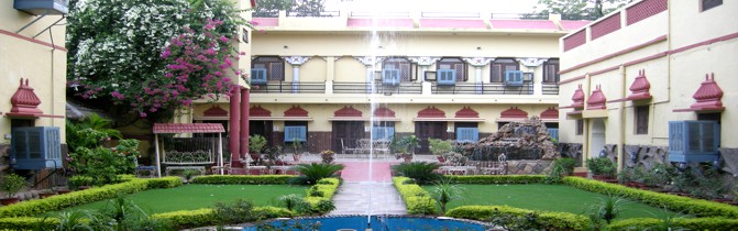 Hotel Ishwari Niwas Bundi India