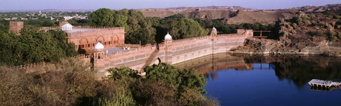 Hotel Bal Samand Lake Palace Jodhpur India